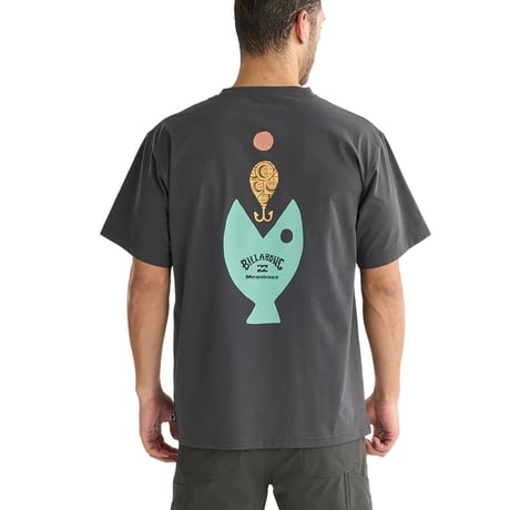 <BILLABONG>メンズ MEGABASS SURF FLEX サーフTシャツ 【OVER FIT】【2025年夏モデル】BF01A867