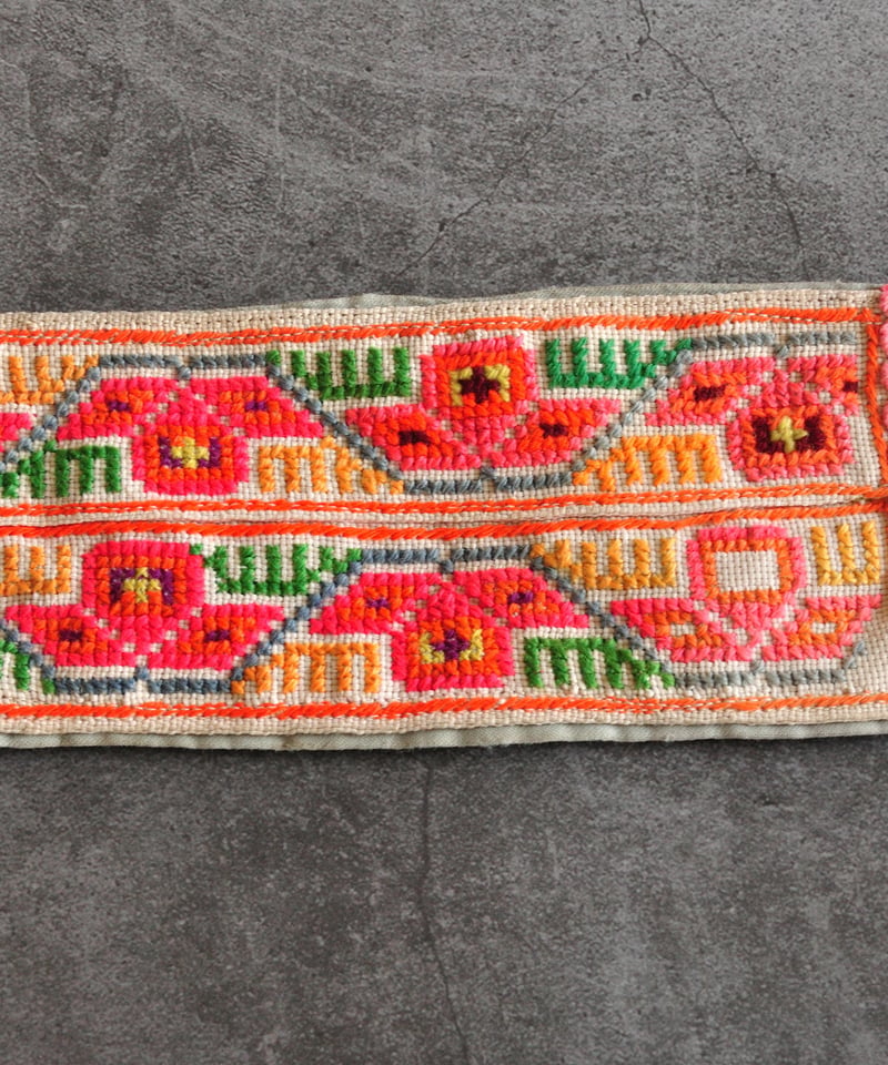 タイ】モン族の刺繍入り古布 | WEEKEND SUN