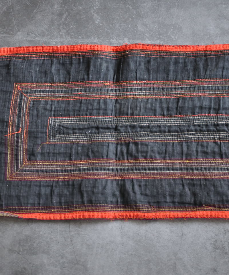 タイ】モン族の刺繍入り古布 | WEEKEND SUN タイ】モン族の刺繍入り古布 | WEEKEND SUN