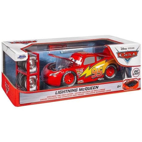 1:24 DISNEY PIXAR CARS LIGHTNING McQUEEN with TIRE RACK