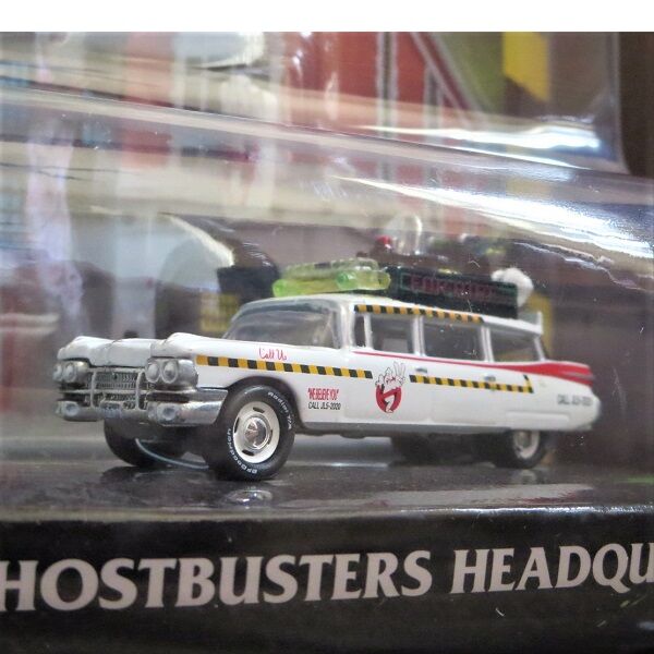 JOHNNY LIGHTNING】 1:64 Ghostbusters Ecto-1 wit