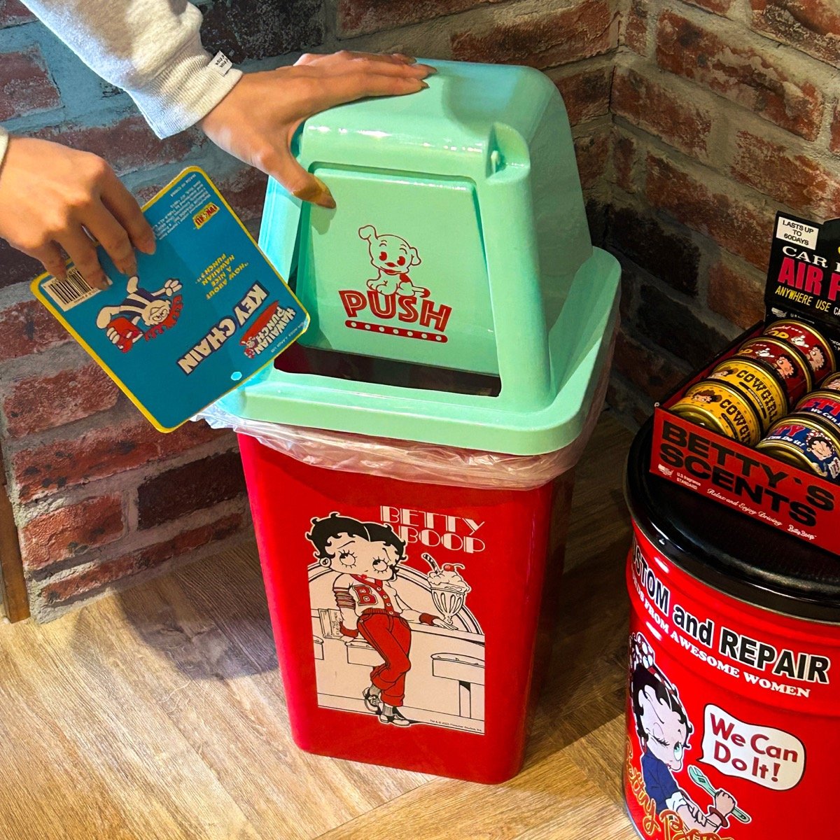 20L ダストボックス | アメリカン雑貨LAX オンラインショップ 20L ダストボックス | アメリカン雑貨LAX オンラインショップ