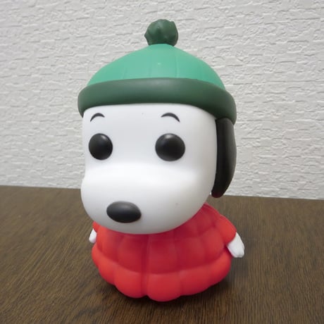 POP! TELEVISION VINYL FIGURE PEANUTS SNOOPY in Coat【FUNKO】