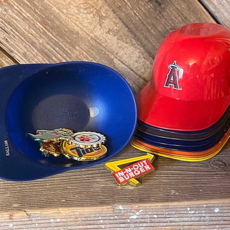 【MLBスタジアム限定！】【オフィシャルアイテム】 MLB ミニヘルメットカップ