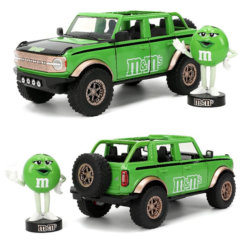 1:24 M&M'S 2021 FORD BRONCO w/ GREEN FIGURE | ア