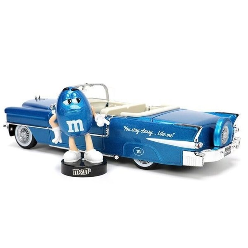 1:24 M&M'S 1956 CADILLAC ELDORADO w/BLUE FIGURE
