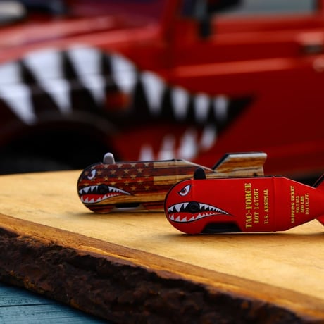 Shark Bomb Knife ”RED ＆ ZEBRA WOOD"【TAC-FORCE】