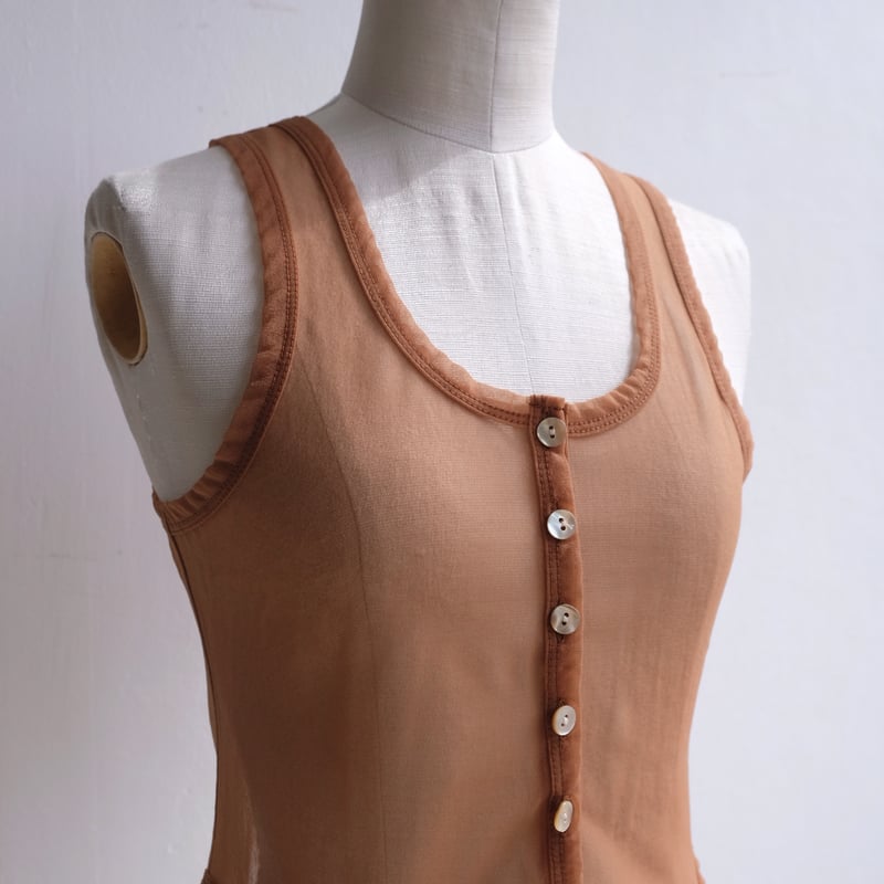sheer gater tank top | ERiKOKATORi