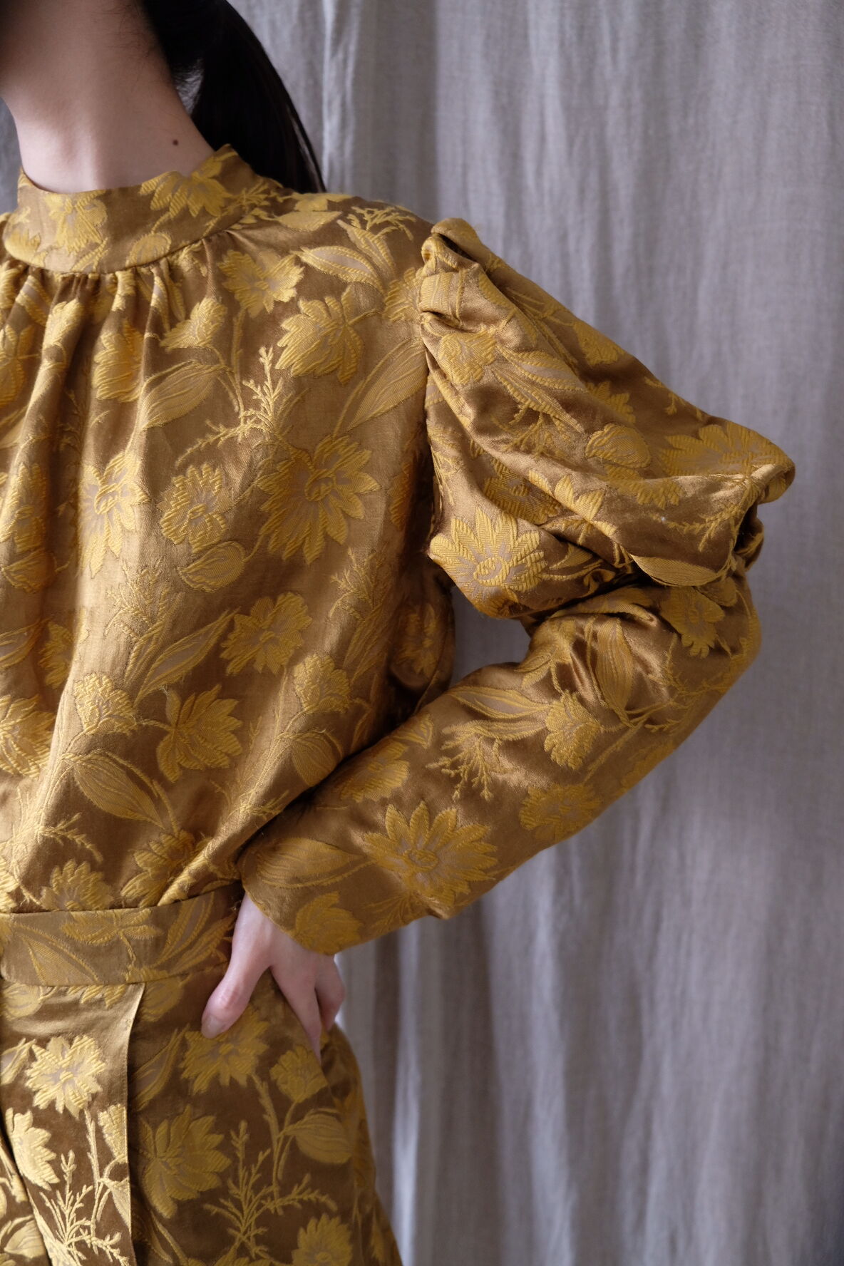 ERiKO KATORi flower jaquard puffsleeve