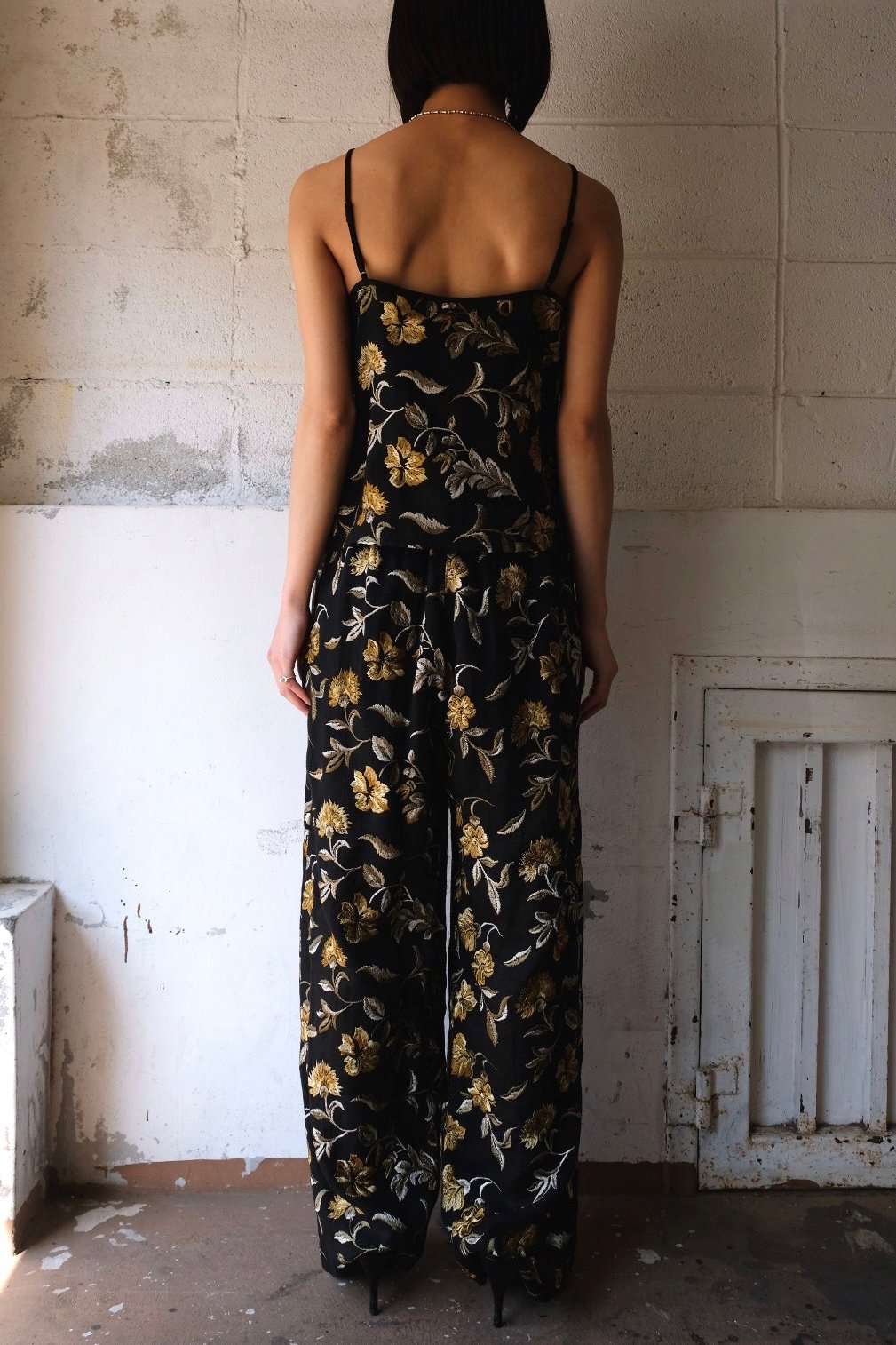 flower embroidery camisole | ERiKOKATORi flower embroidery camisole | ERiKOKATORi