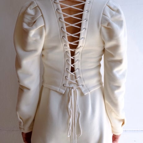 lace up puff sleeve sweat