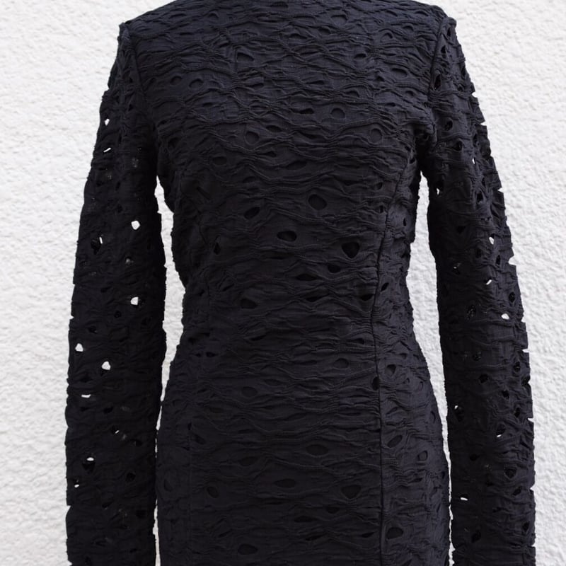 hole cotton backless dress | ERiKOKATORi