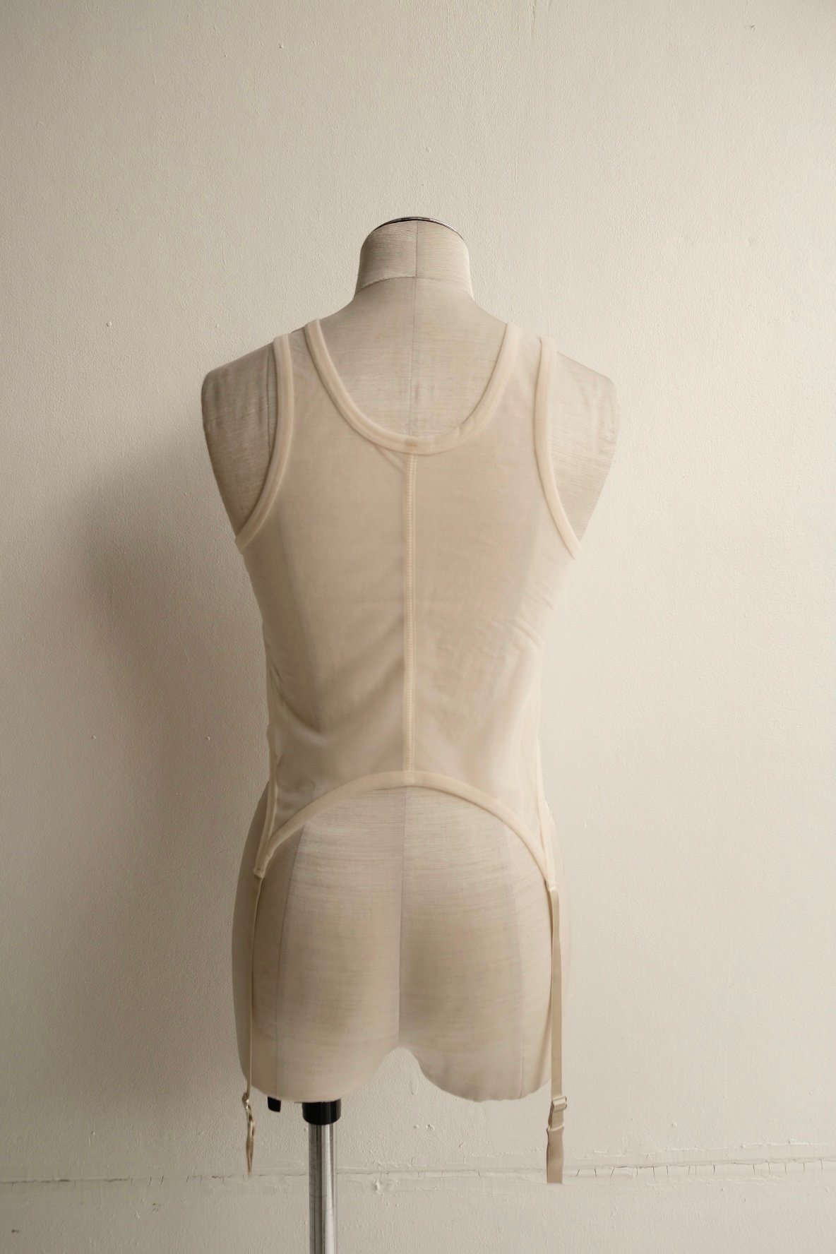 sheer gater tank top | ERiKOKATORi