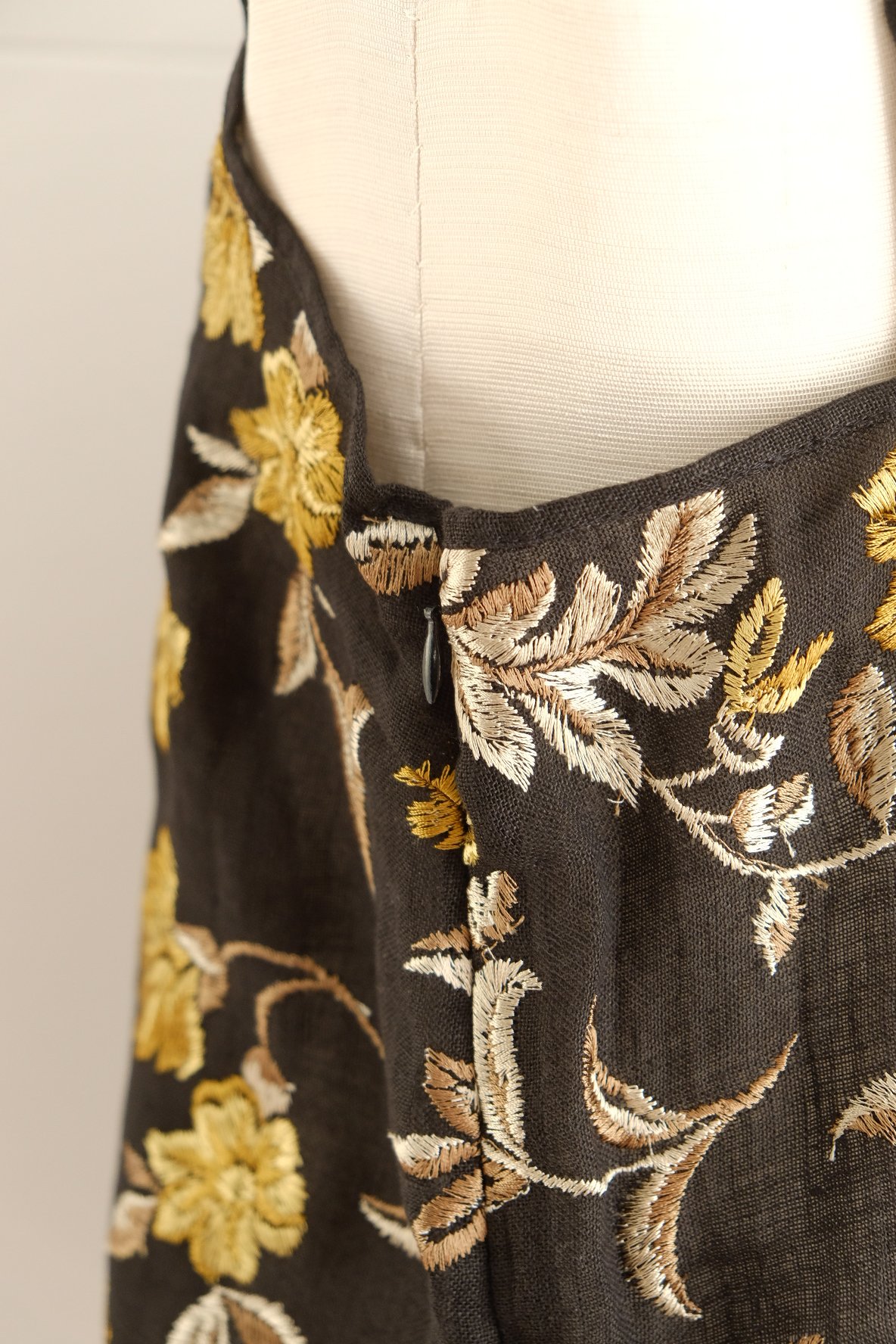 flower embroidery camisole | ERiKOKATORi flower embroidery camisole | ERiKOKATORi
