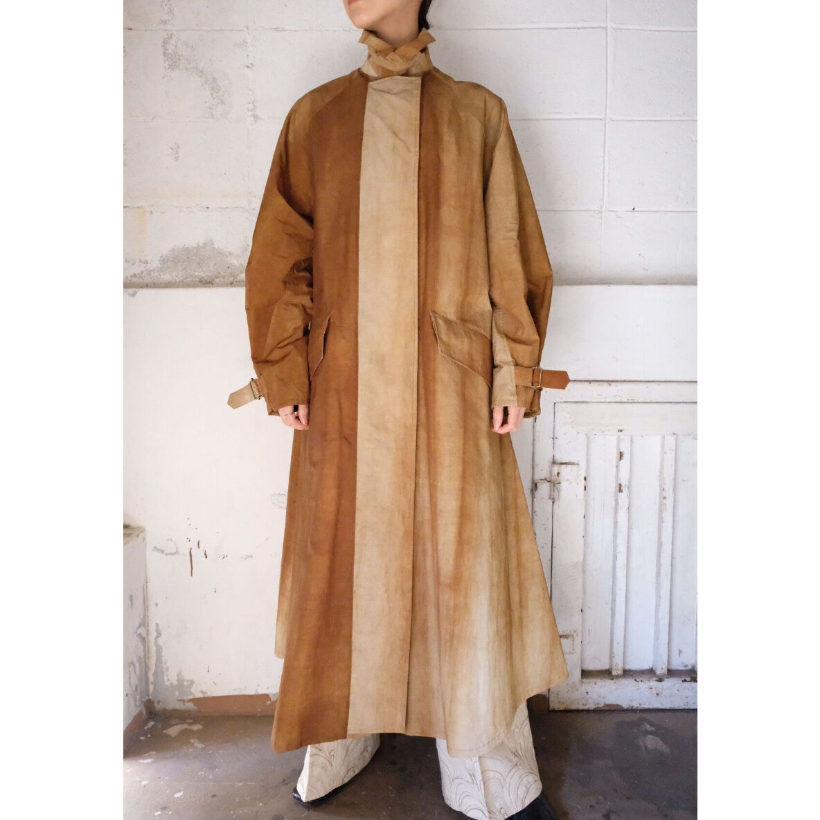 flow dye nylon super flare coat | ERiKOKATORi