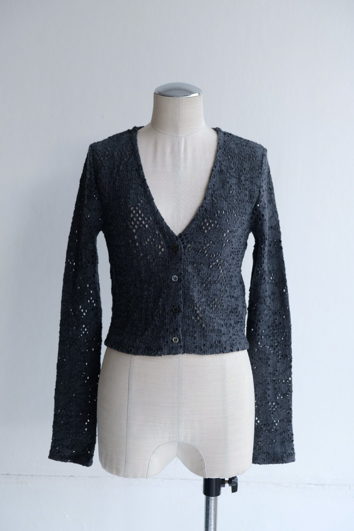 ERiKOKATORi エリコカトリ　クロシェ クロップド　カーディガン flower wool cardigan | ERiKOKATORi