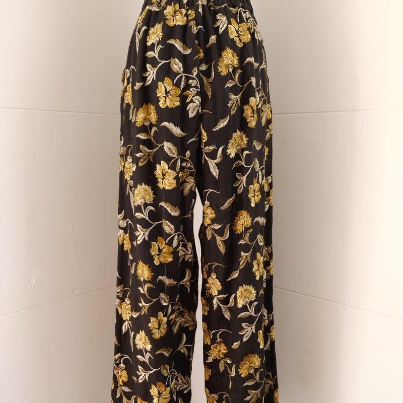 flower embroidery pants | ERiKOKATORi flower embroidery pants | ERiKOKATORi