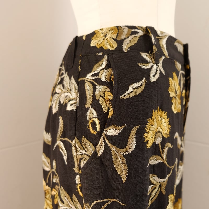 flower embroidery pants | ERiKOKATORi flower embroidery pants | ERiKOKATORi