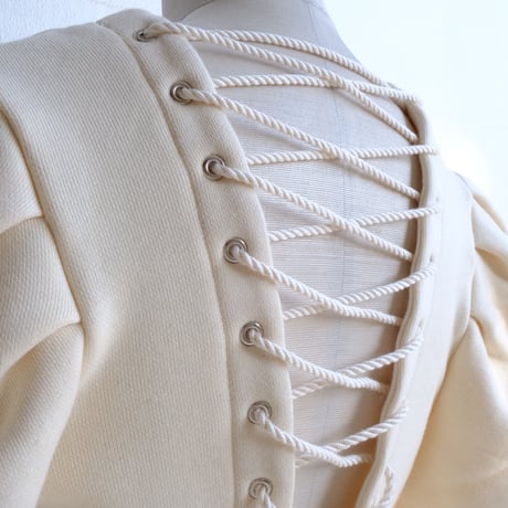 lace up puff sleeve sweat