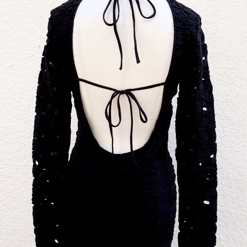 hole cotton backless dress | ERiKOKATORi 