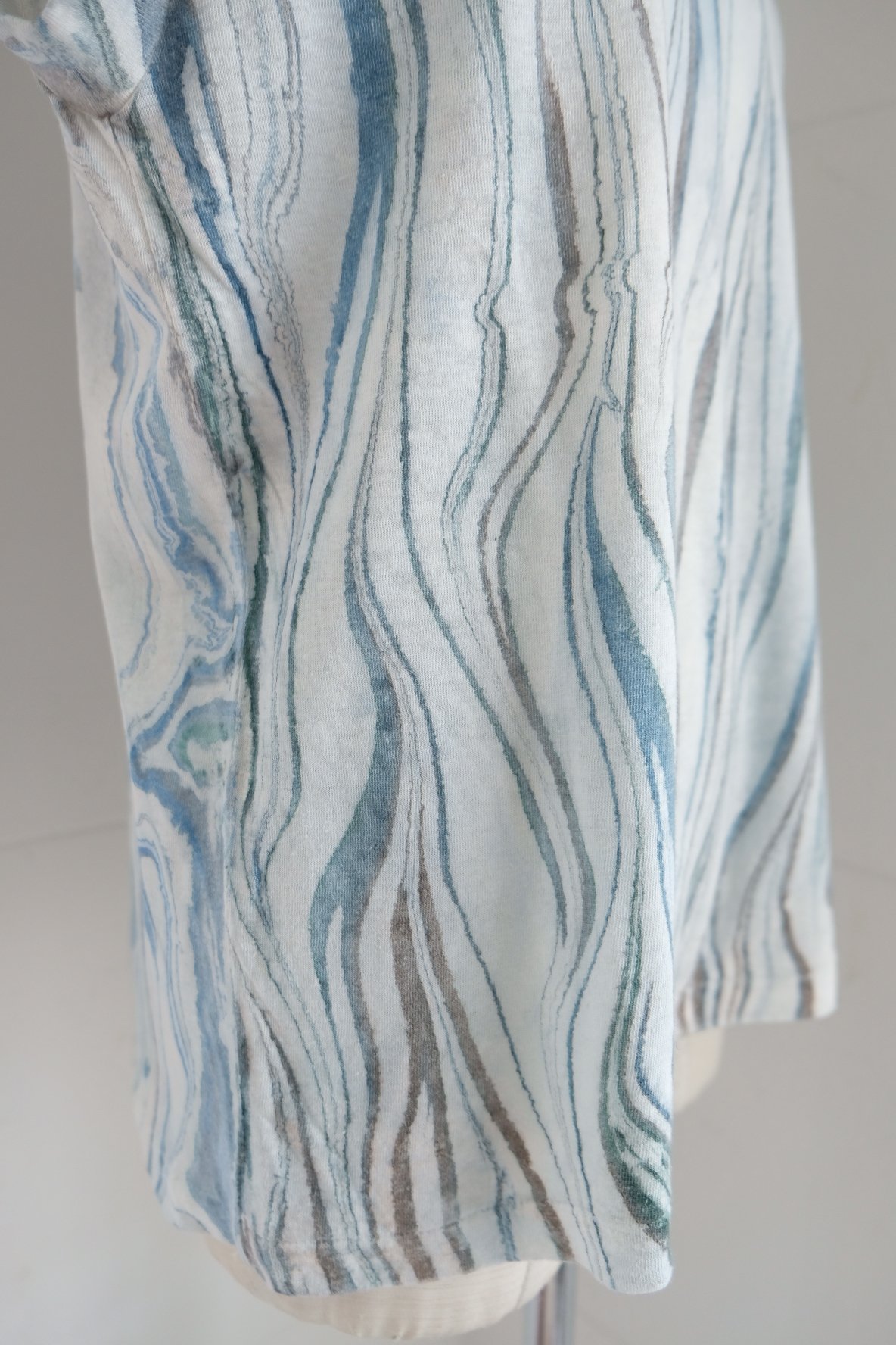 erikokatori トップス 中古・古着通販】ERiKOKATORi (エリコカトリ) リネンガーゼ