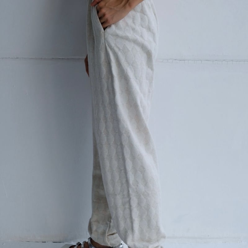 ERiKOKATORi エリコカトリ ダイヤモンドスウェットパンツ