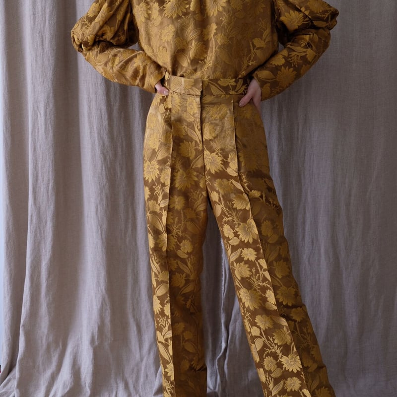 ももたろう　eLLa doby dot jacquard blouse eLLa doby dot jacquard blouse