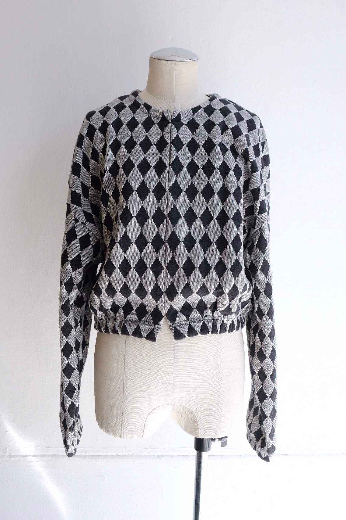 低価格で大人気の diamond ERiKOKATORi | cardigan short sweat トップス