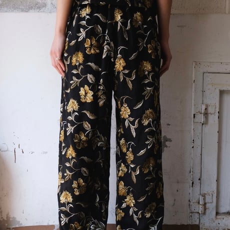 flower embroidery pants