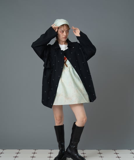 small flower embroidered coat
