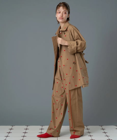 small flower embroidered coat