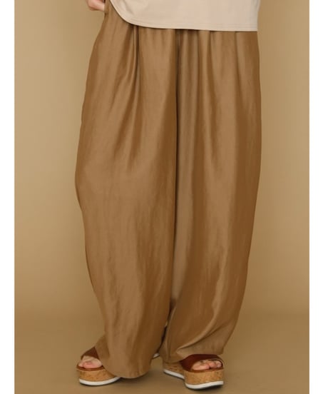 Cocoon Silhouette Pants