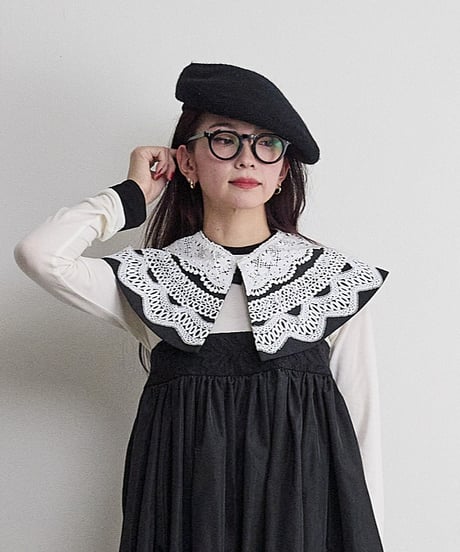 Lace Attached collar