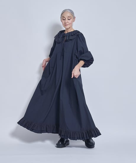 Frill collar dress
