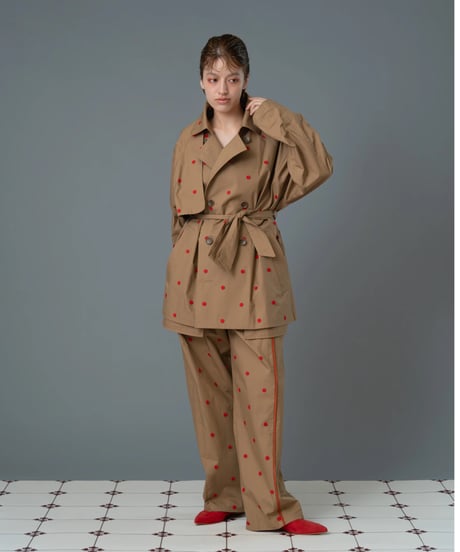 small flower embroidered coat