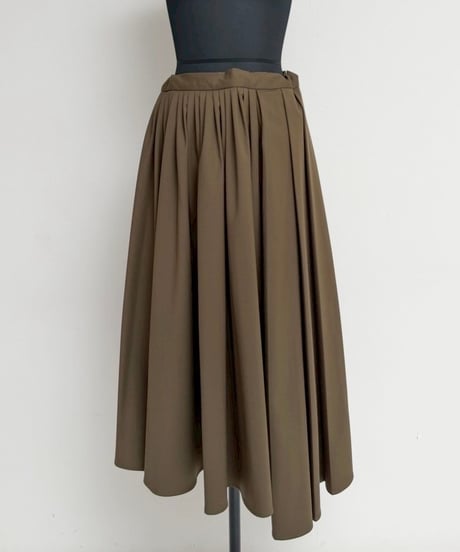 Randum hem pleats skirt