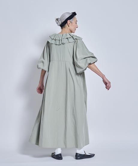 Frill collar dress