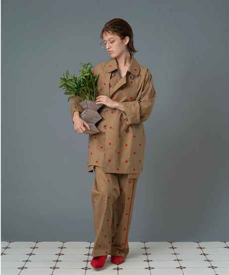 small flower embroidered coat