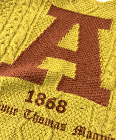 A(cademic) logo aran knit