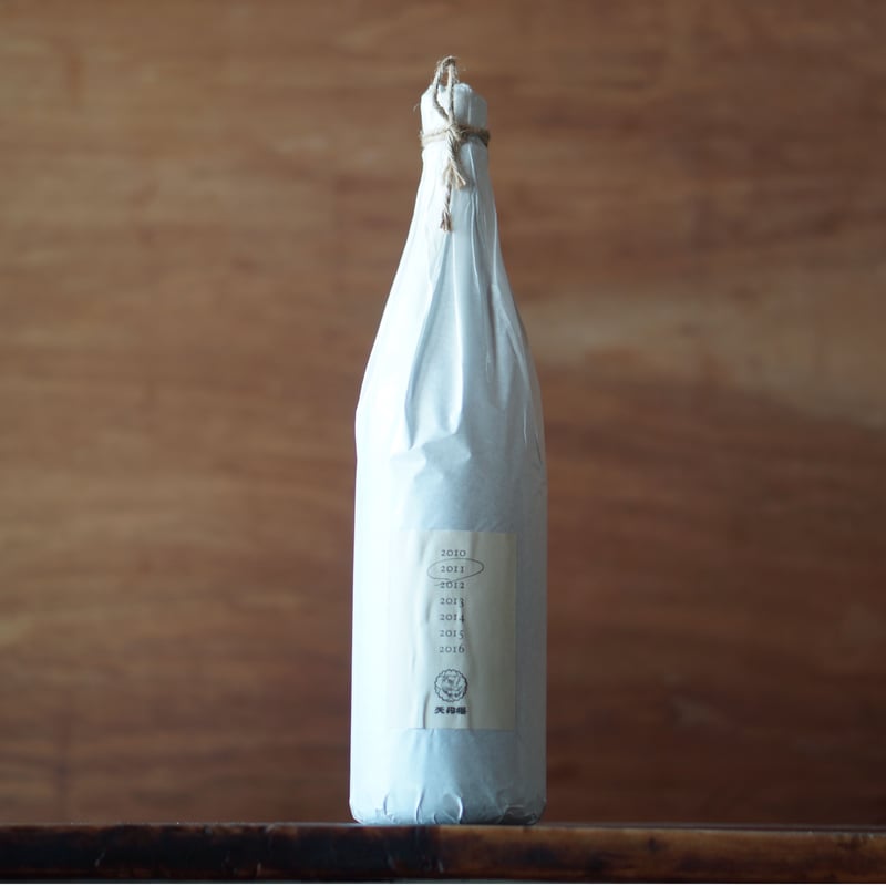 天狗　ヴィンテージ 天狗櫻 熟成原酒 2011年製 31度 1800ml | ノミヤマ酒販 ONLINE SHOP