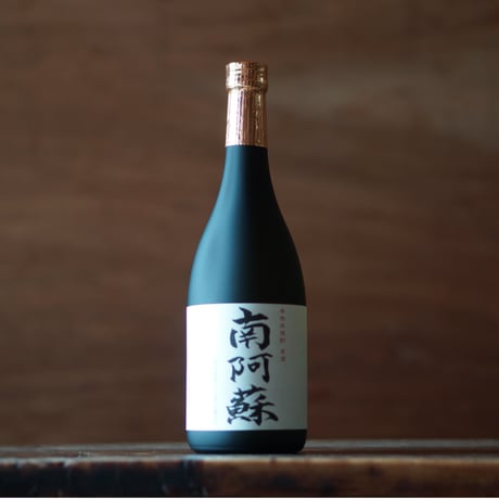 熊本　阿蘇　球磨焼酎　720ml 球磨焼酎（くましょうちゅう） 大石（おおいし）箱入 25度