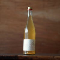 トロプフルタルホフ　 アプフェルザフト(リンゴジュース)  750ml