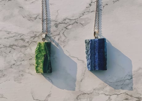 Select Agate Pendant “Pulse”