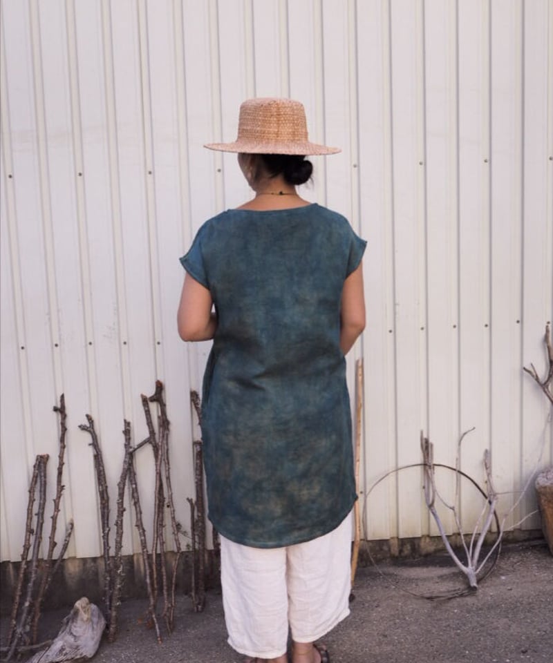 ニョチ柿渋染めのワンピースとチュニックワンピース2点おまとめ ニョチ柿渋染めのワンピースとチュニックワンピース2点おまとめ