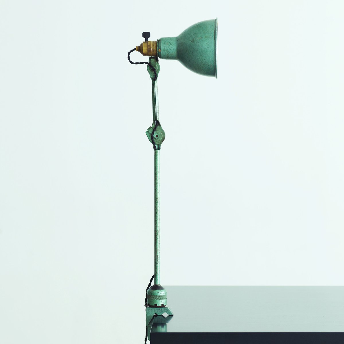 LAMPE GRAS 204 RAVEL HAMMERED GREEN 1960'S O