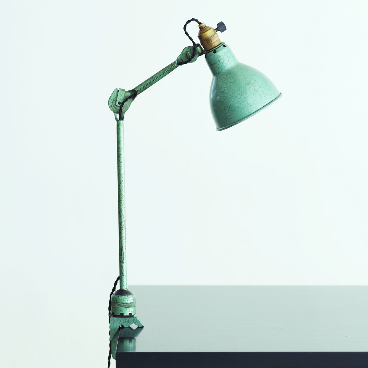LAMPE GRAS 204 RAVEL HAMMERED GREEN 1960'S O