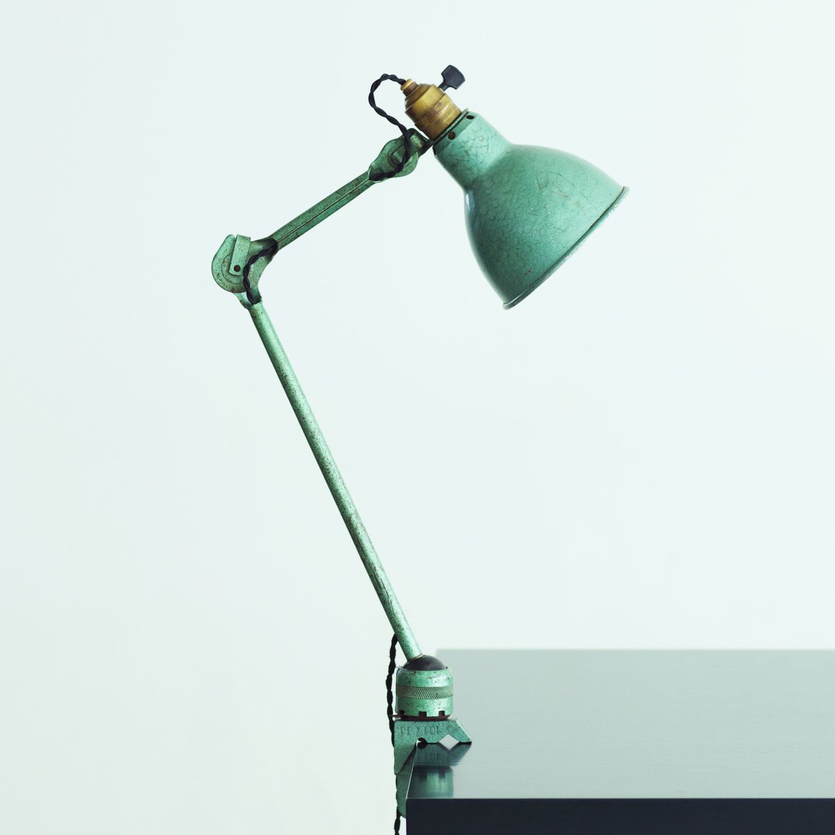 LAMPE GRAS 204 RAVEL HAMMERED GREEN 1960'S O