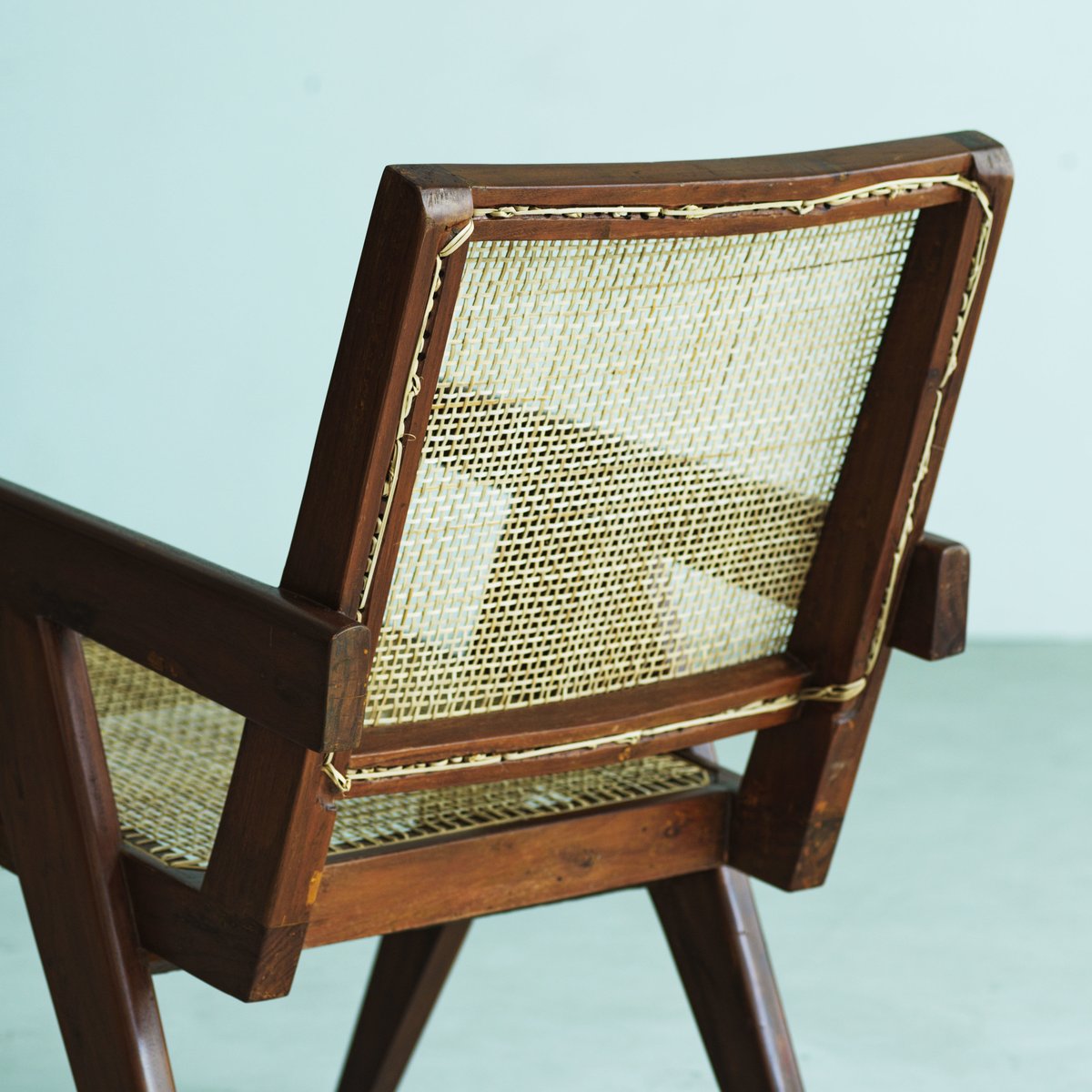 PIERRE JEANNERET ピエール・ジャンヌレ EASY ARMCHAIR 1955~ PIERRE JEANNERET ピエール・ジャンヌレ EASY ARMCHAIR 1955~
