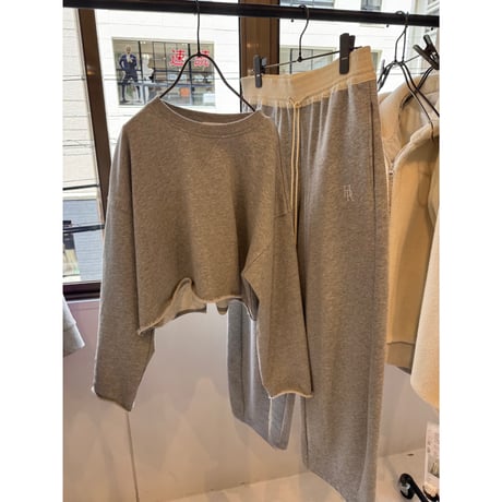 大人のためのジャージセットアップ（トップス＋パンツ）