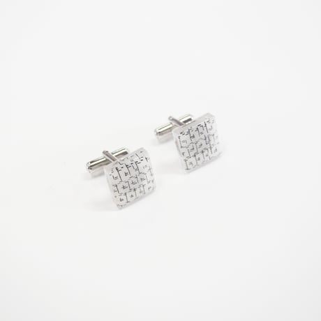 カフスボタン　浮布〔clear cloth 〕/  亀甲絣　白